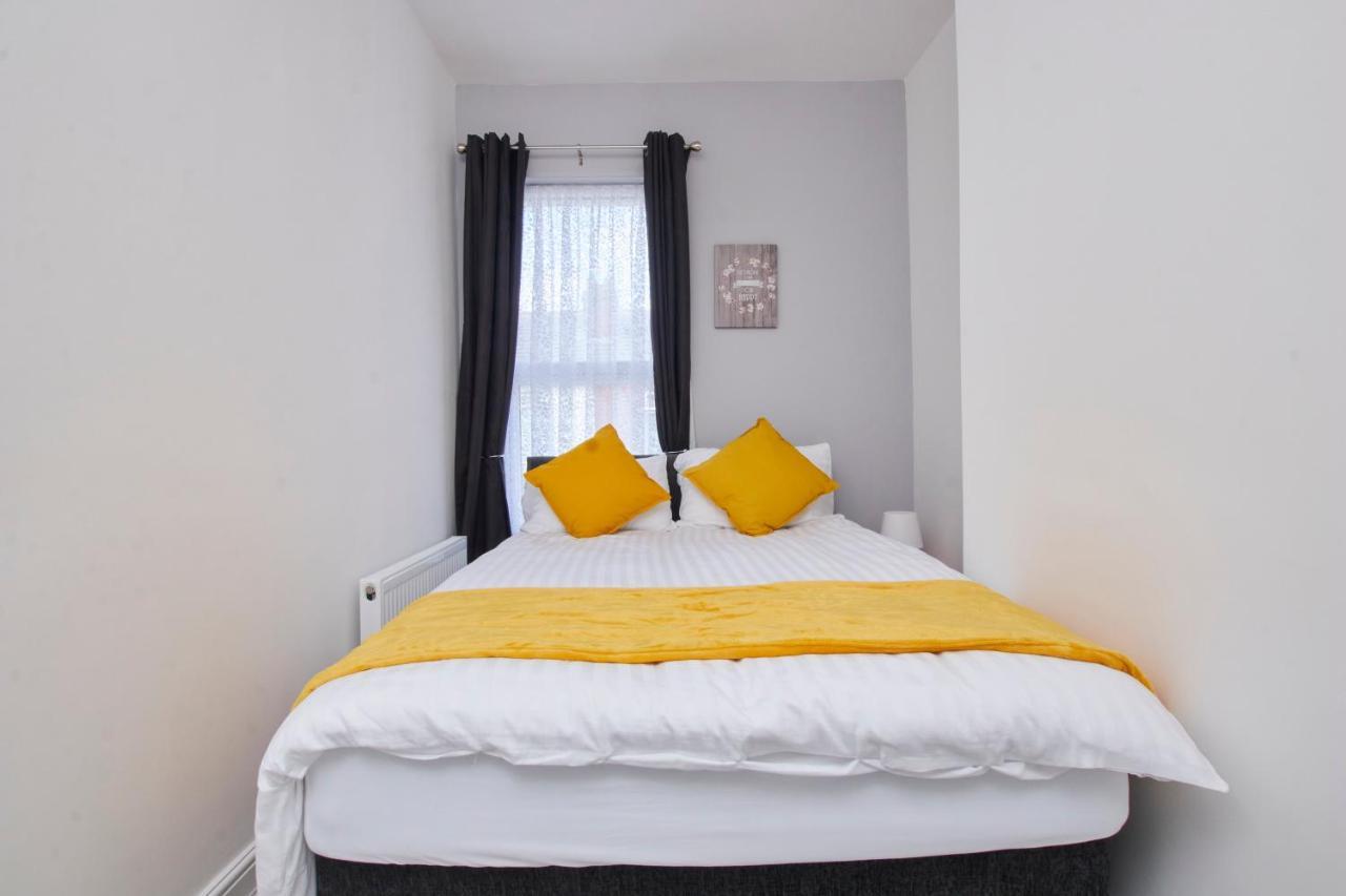 Stylish Gem - Great Location! * Blackpool